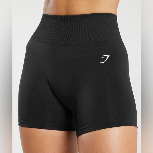 Gymshark Pants - Gymshark Women’s Everyday Seamless Shorts Black Sz S New Year Resolution Workout